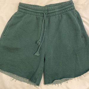 Aritzia-TNA Boyfriend Sweat-shorts